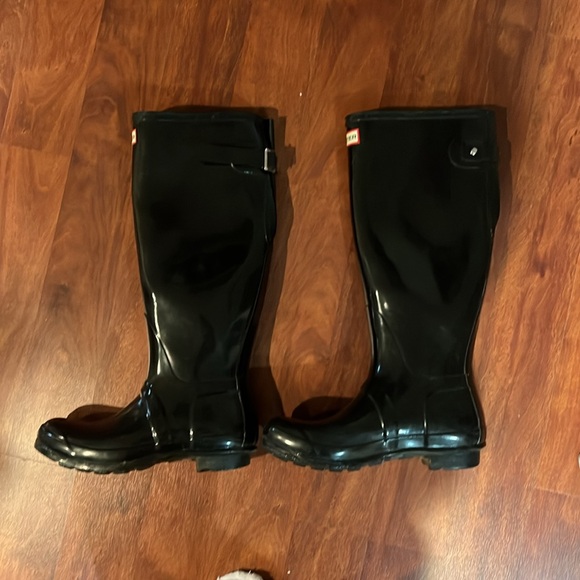 size 8 Hunter Tall Gloss Black Rain Boots Women’s - Picture 2 of 7